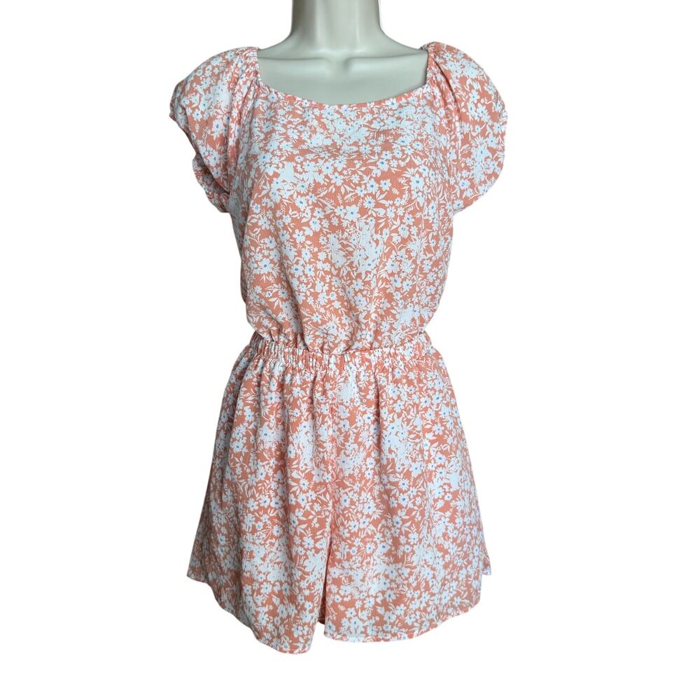 Everly Peach Floral Tie Romper S NWT